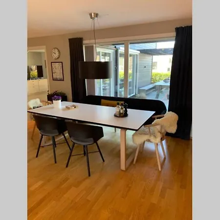 Villa Stayplus Moderne Familie Hus Naer Strand Og Dyrepark